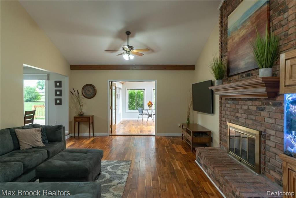 2281 Norton Road Rochester Hills, MI 48307 - Photo 6 of 37