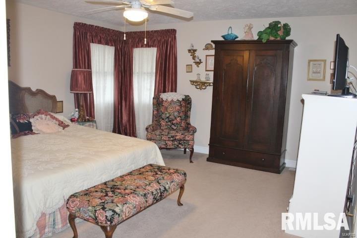 3001 Pine Ridge Drive Herrin, IL 62948 - Photo 11 of 28 Gallery Image 11