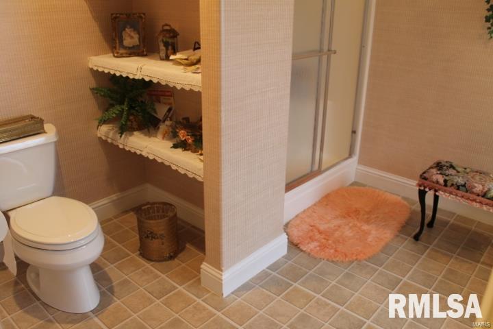 3001 Pine Ridge Drive Herrin, IL 62948 - Photo 14 of 28 Gallery Image 14