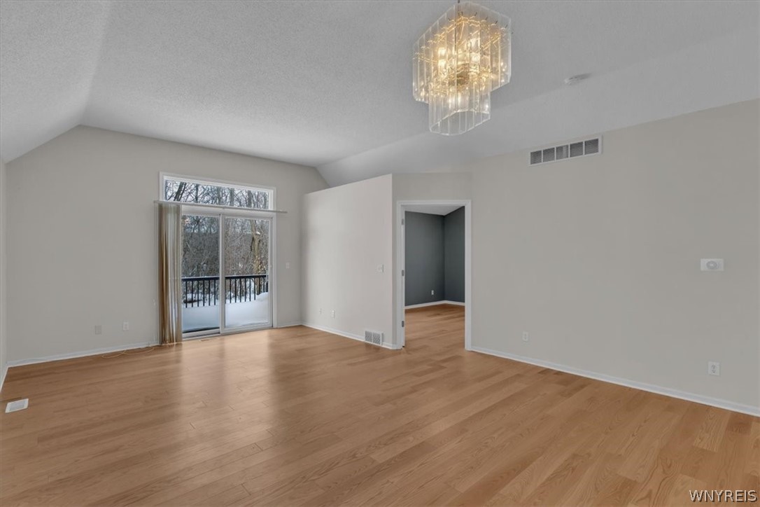 74 Das Court Amherst, NY 14221 - Photo 11 of 26