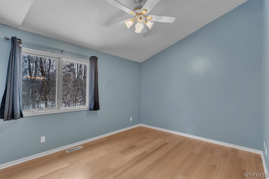 74 Das Court Amherst, NY 14221 - Photo 16 of 26