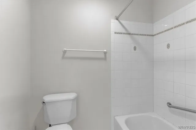 $278,900 | 74 Das Court, Amherst, NY 14221