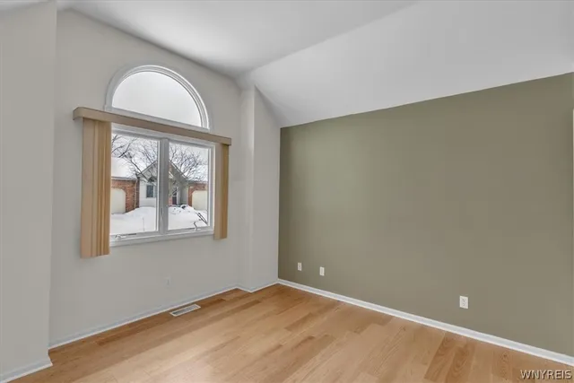 $278,900 | 74 Das Court, Amherst, NY 14221