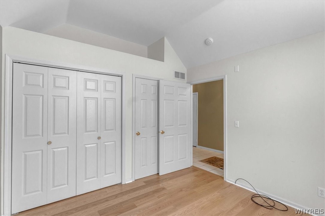 74 Das Court Amherst, NY 14221 - Photo 4 of 26