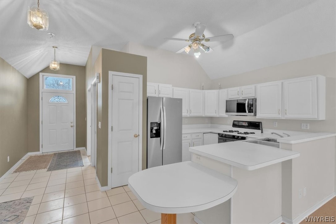 74 Das Court Amherst, NY 14221 - Photo 7 of 26