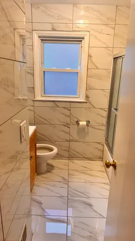 $1,800 | 5501 North California Avenue, Unit 1N, Chicago, IL 60625