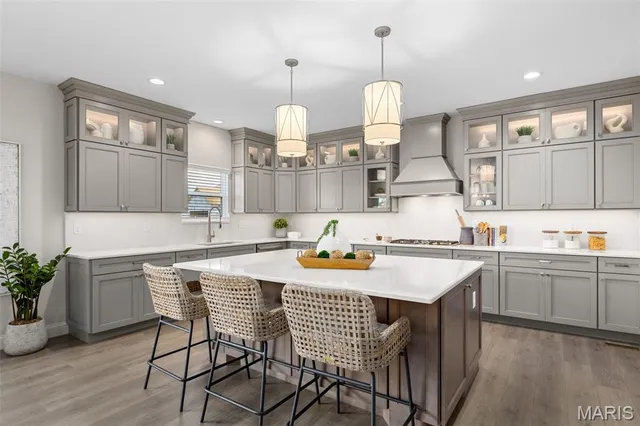 $639,900 | 2 Pin Oak At Regal Pines, Ballwin, MO 63021