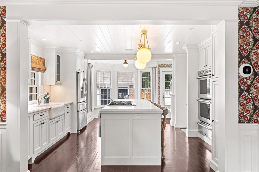 24 Cleveland Road Needham, MA 02492 - Photo 8 of 31