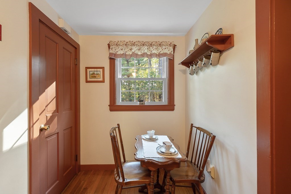 198 Sterling Road Princeton, MA 01541 - Photo 10 of 33 Gallery Image 10