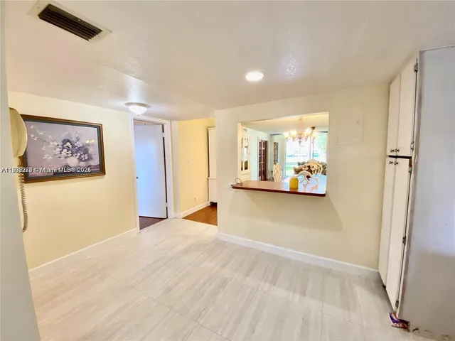 $2,500 | 671 South Hollybrook Drive, Unit 104, Pembroke Pines, FL 33025