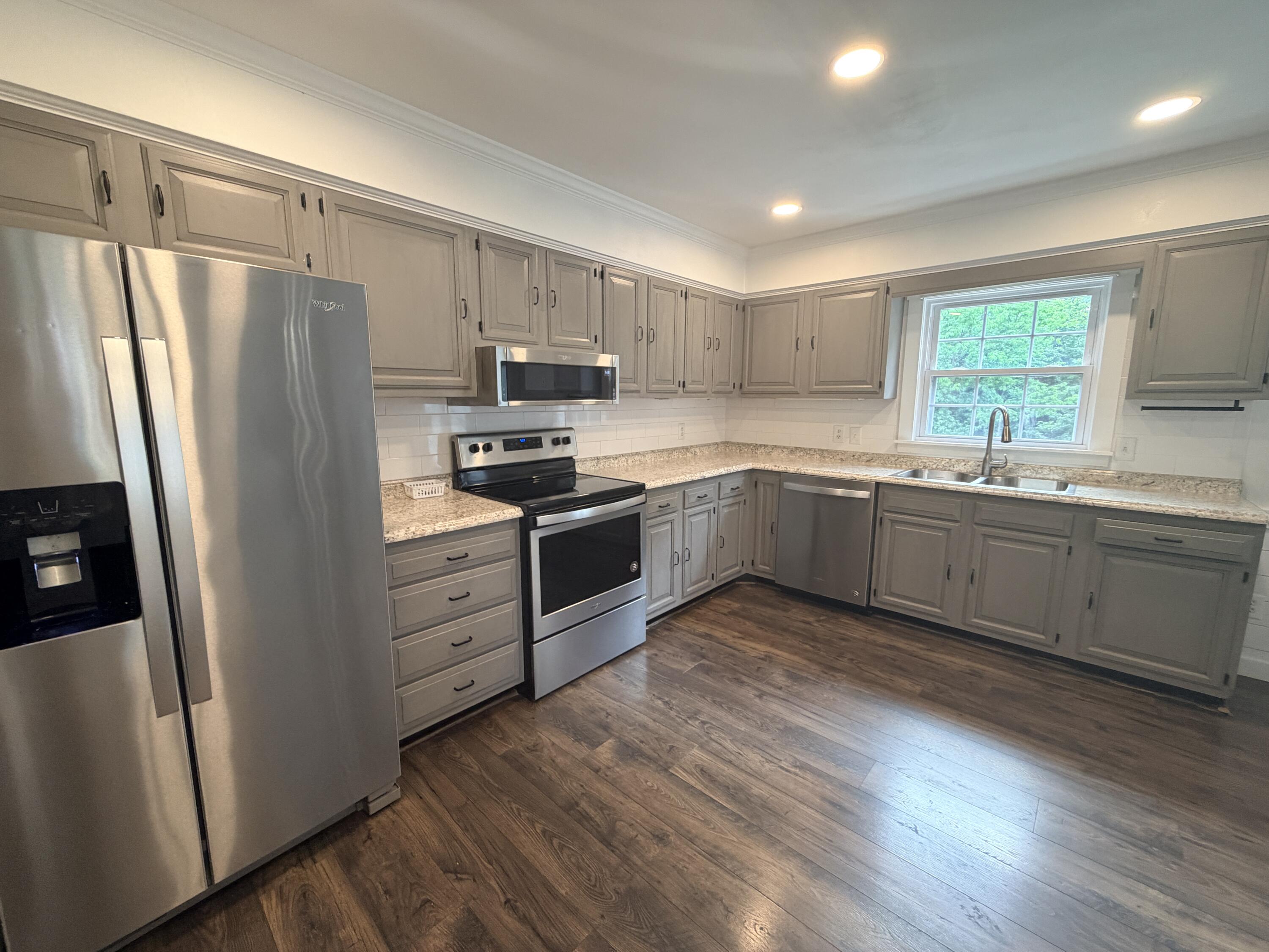 116 Old Brook Road Vinton, VA 24179 - Photo 19 of 21 IMG_4556