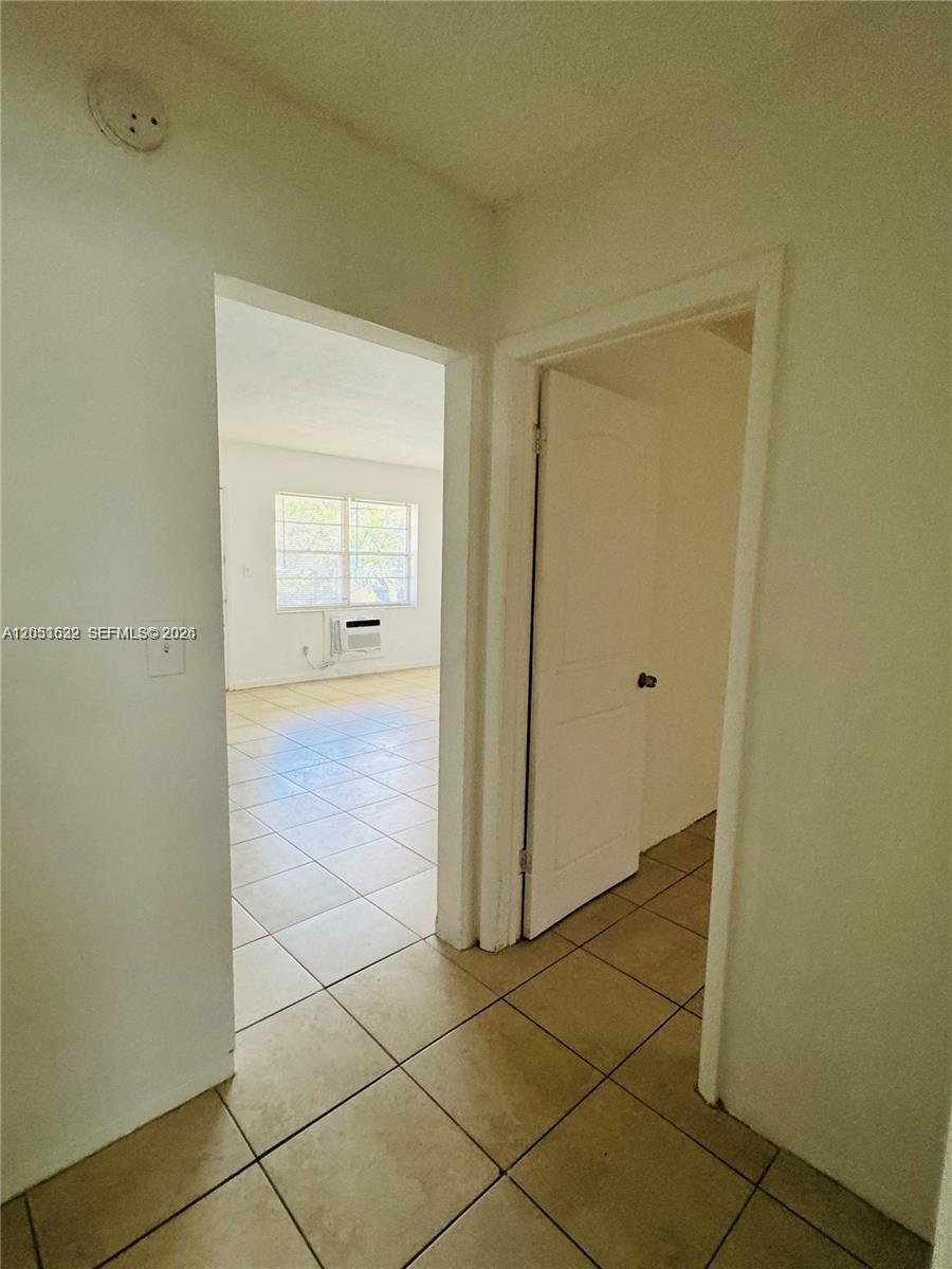 1755 Northeast 116th Road, Unit 17 North Miami, FL 33181 - Photo 12 of 19