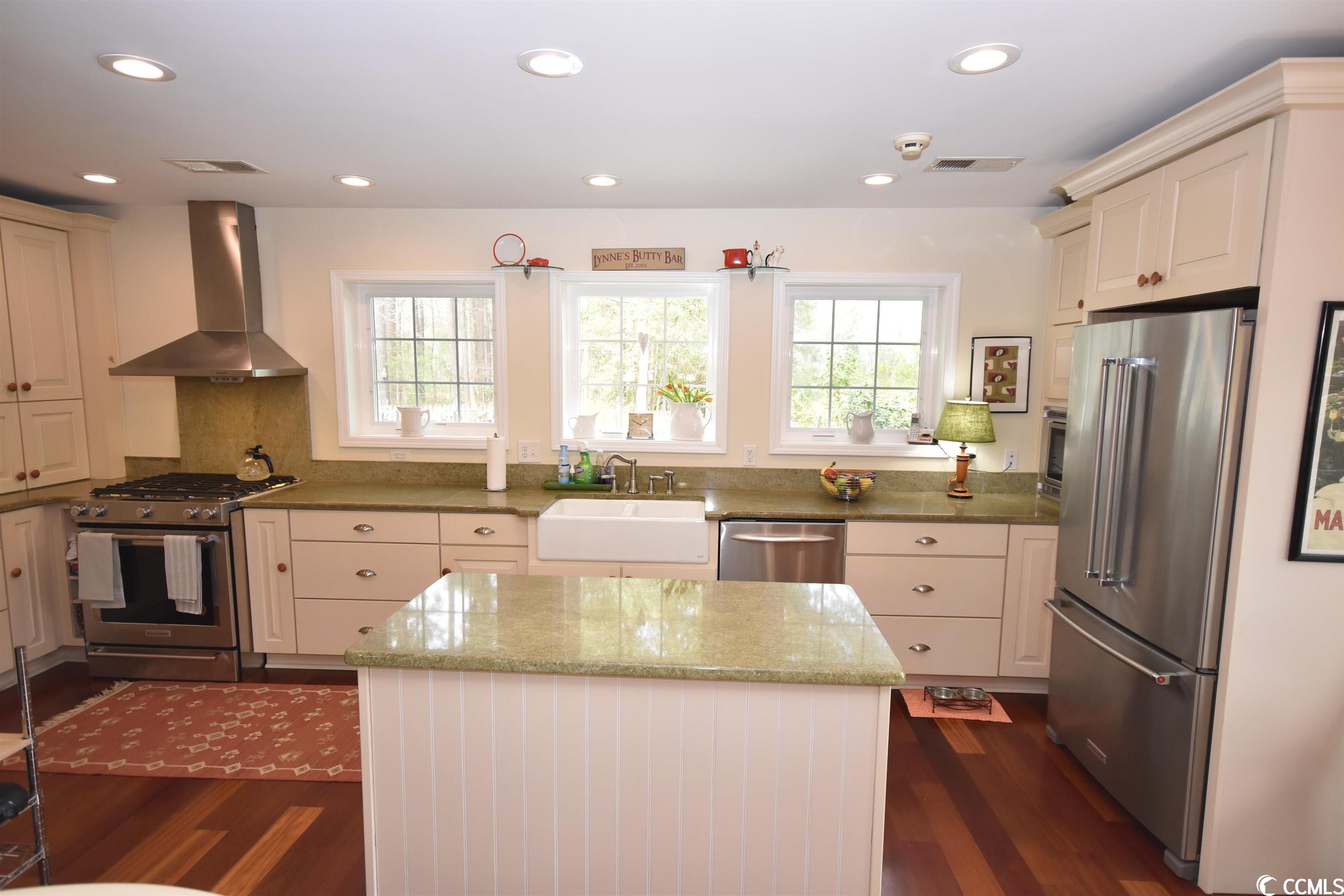 608 County Rd S-22-758 Pawleys Island, SC 29585 - Photo 28 of 40