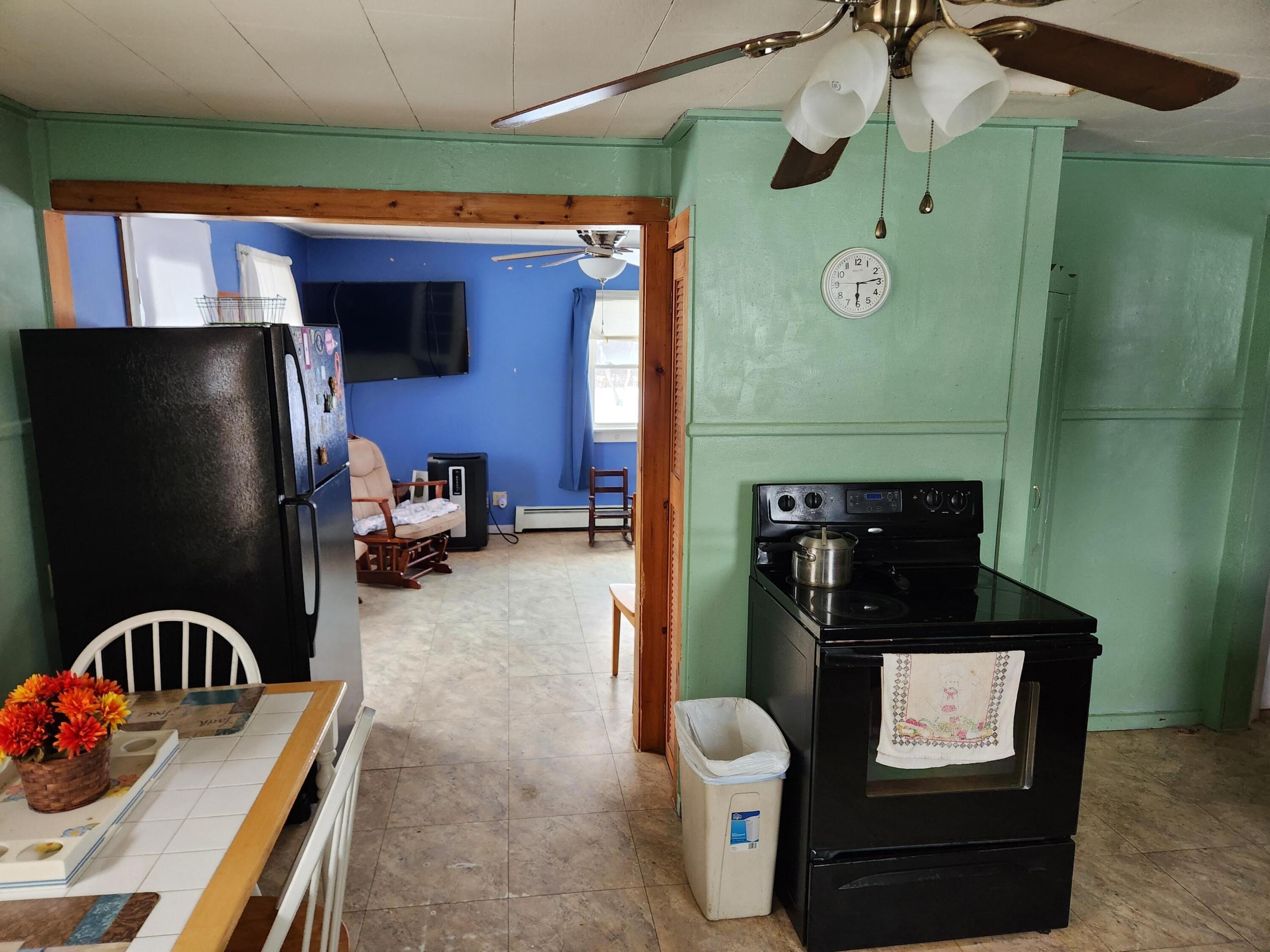 1491 Masardis Road Ashland, ME 04732 - Photo 3 of 17 Photo (3)