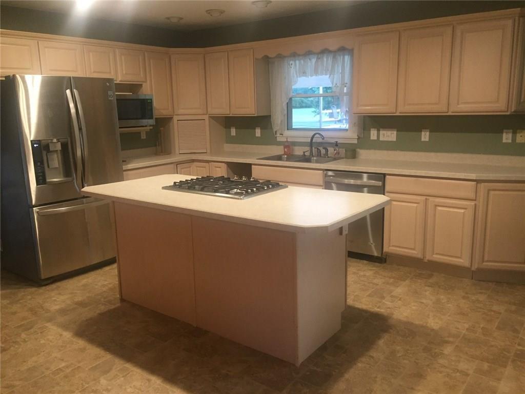 451 West Possum Road Springfield, OH 45506 - Photo 4 of 20