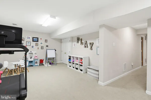 $849,900 | 8647 Water Fall Drive, Laurel, MD 20723