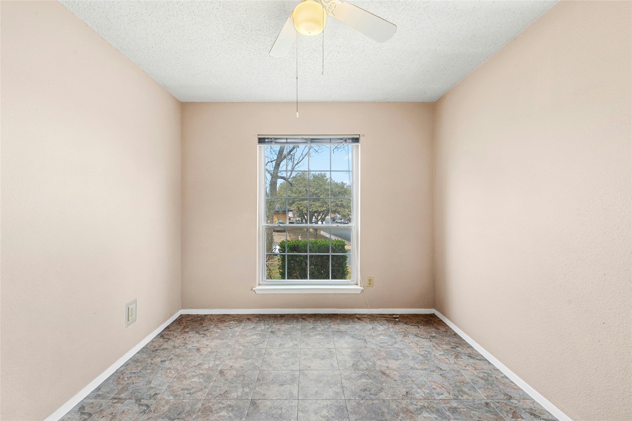 1444 Salem Meadow Circle Austin, TX 78745 - Photo 25 of 35 an empty room with a window