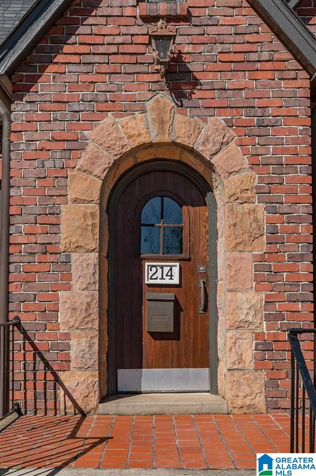 214 Devon Drive Birmingham, AL 35209 - Photo 3 of 38