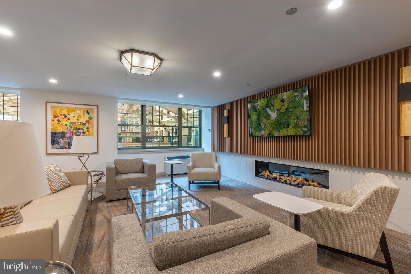 219-29 South 18th Street, Unit 404 Philadelphia, PA 19103 - Photo 27 of 28