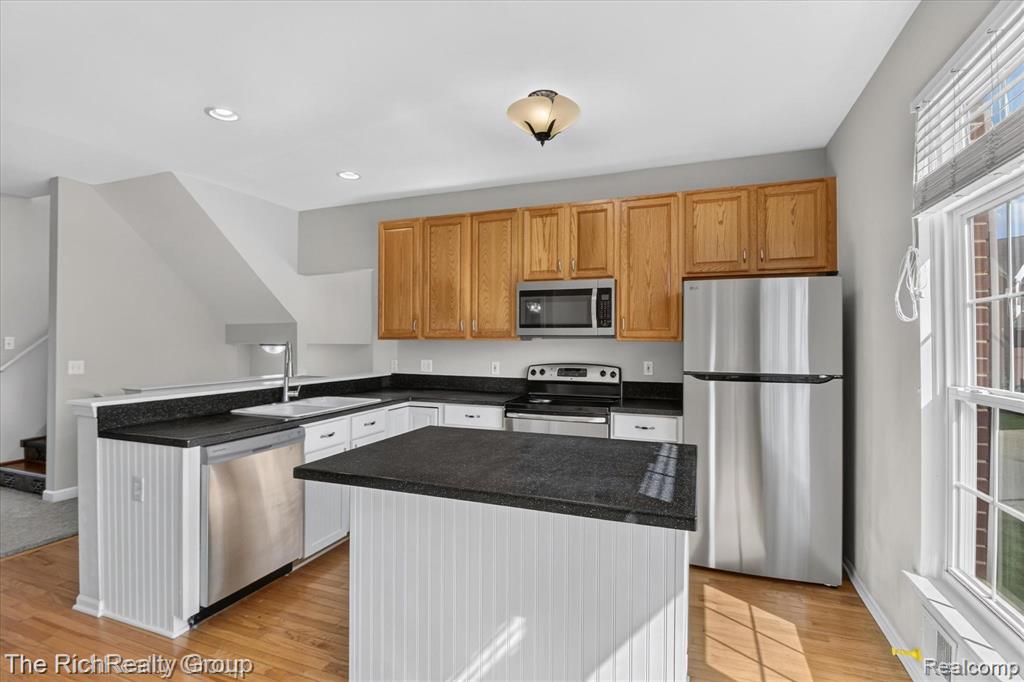 502 Cherry Orchard Road Canton, MI 48188 - Photo 10 of 45 Gallery Image 10