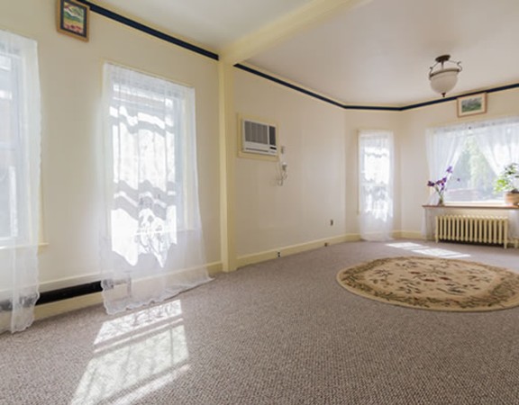 39 Farmland Road Lowell, MA 01850 - Photo 3 of 30