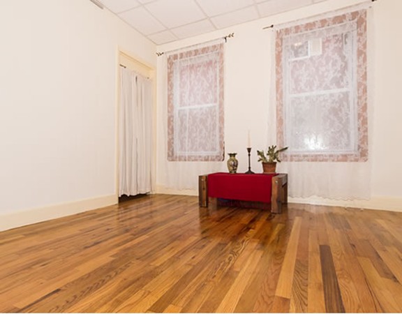 39 Farmland Road Lowell, MA 01850 - Photo 4 of 30
