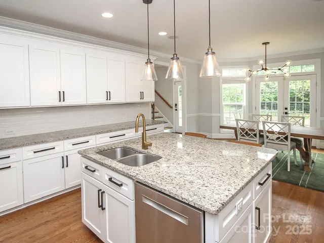 $7,000 | 5528 Providence Road, Charlotte, NC 28226