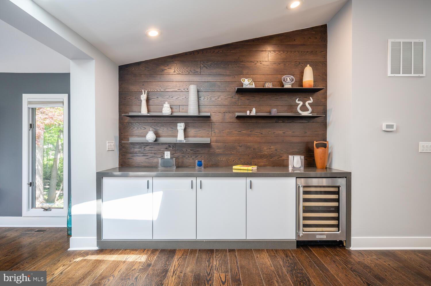 8105 Glenmore Spring Road Bethesda, MD 20817 - Photo 16 of 69