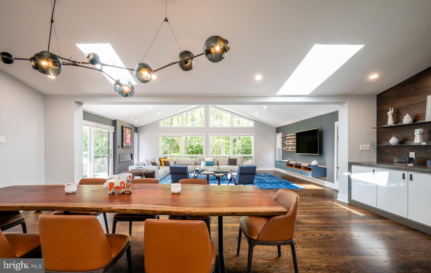 8105 Glenmore Spring Road Bethesda, MD 20817 - Photo 17 of 69