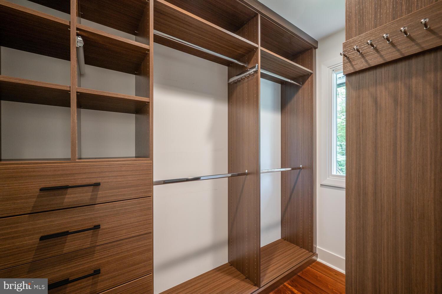 8105 Glenmore Spring Road Bethesda, MD 20817 - Photo 31 of 69