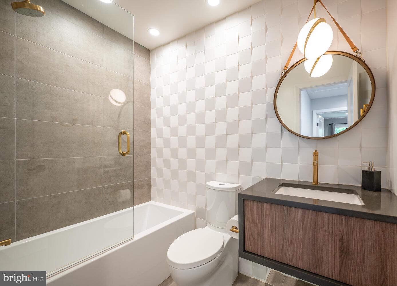 8105 Glenmore Spring Road Bethesda, MD 20817 - Photo 37 of 69