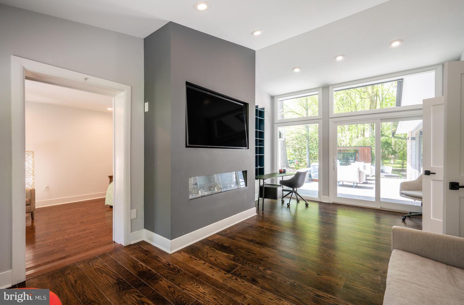 8105 Glenmore Spring Road Bethesda, MD 20817 - Photo 41 of 69