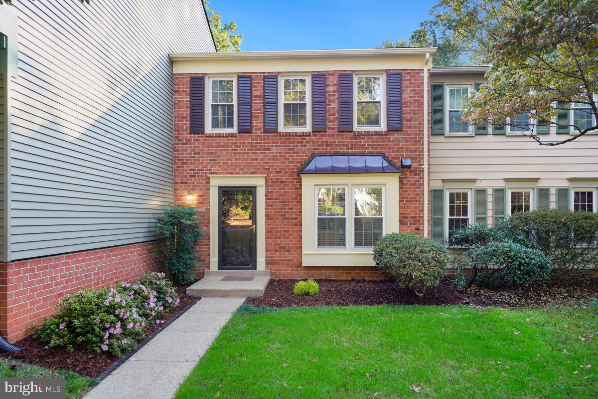 2177 Pond View Court Reston, VA 20191 - Photo 1 of 45 Gallery Image 1
