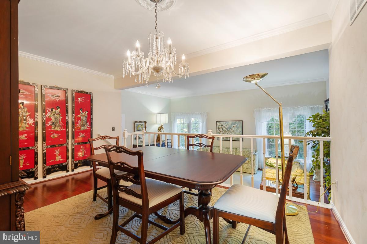 2177 Pond View Court Reston, VA 20191 - Photo 13 of 45 Gallery Image 13
