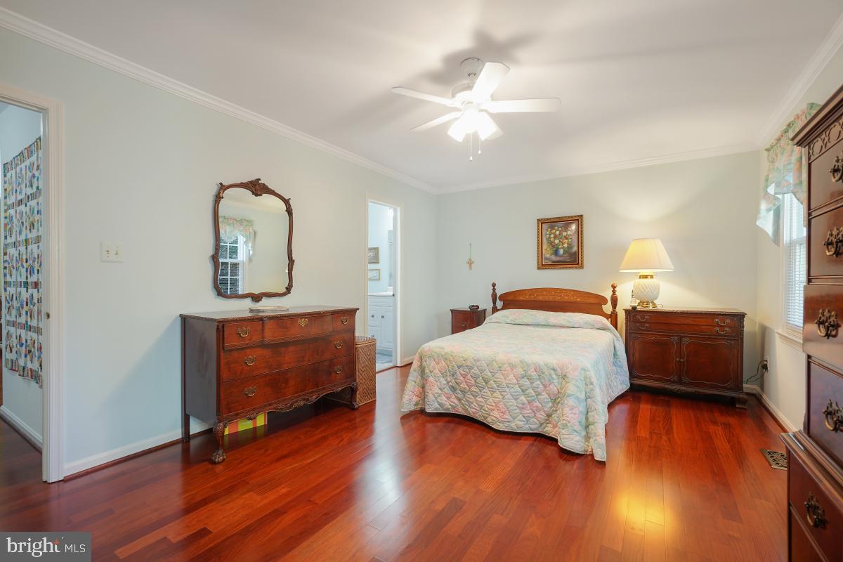 2177 Pond View Court Reston, VA 20191 - Photo 23 of 45 Gallery Image 23