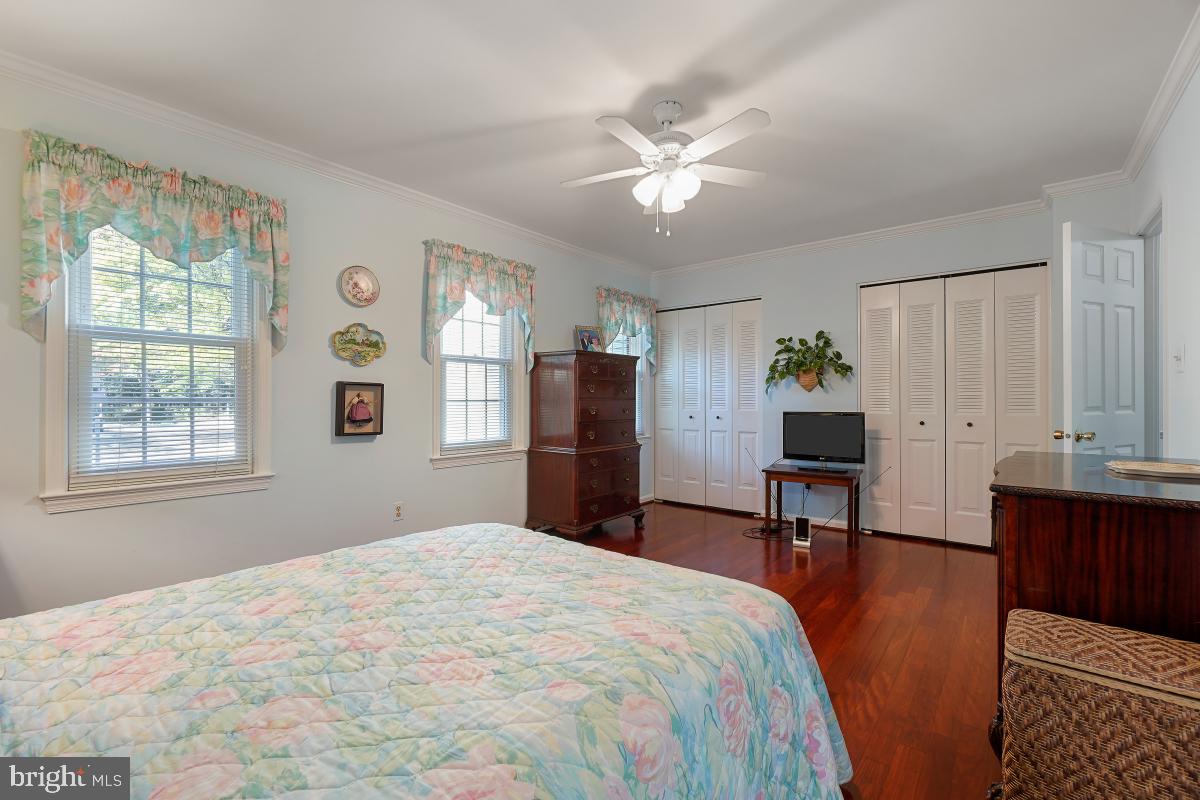 2177 Pond View Court Reston, VA 20191 - Photo 24 of 45 Gallery Image 24