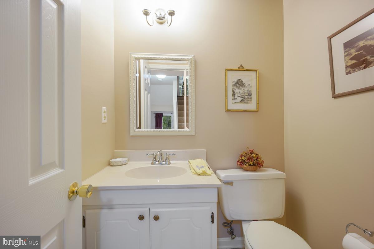 2177 Pond View Court Reston, VA 20191 - Photo 33 of 45 Gallery Image 33