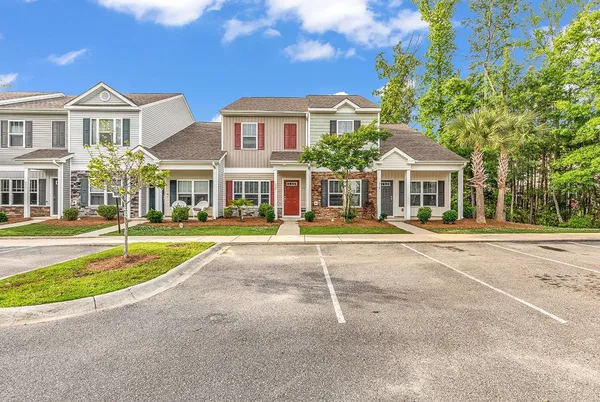 $1,550 | 930 Squeeze Place, Myrtle Beach, SC 29588