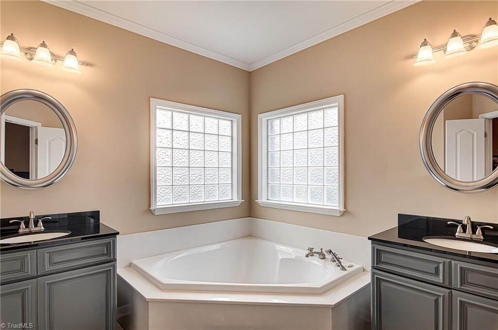 7401 Craigberry Court Rural Hall, NC 27045 - Photo 19 of 29 Gallery Image 19