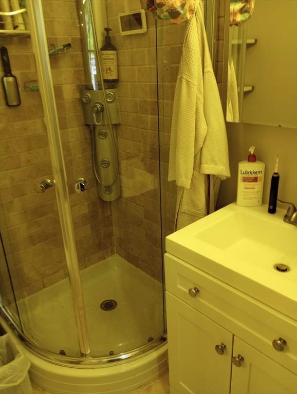 290 Columbus Avenue, Unit 4 Boston, MA 02116 - Photo 9 of 11