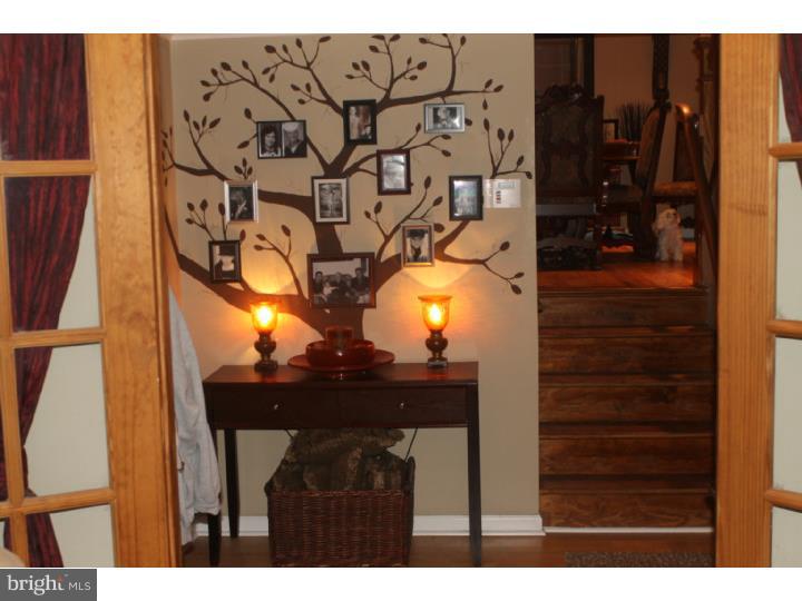 32 South Club Road Pine Hill, NJ 08009 - Photo 2 of 23