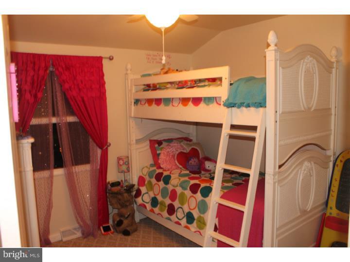 32 South Club Road Pine Hill, NJ 08009 - Photo 12 of 23