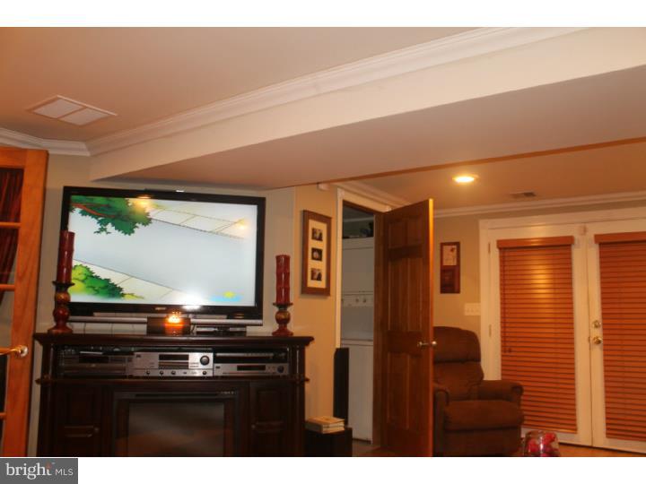 32 South Club Road Pine Hill, NJ 08009 - Photo 4 of 23