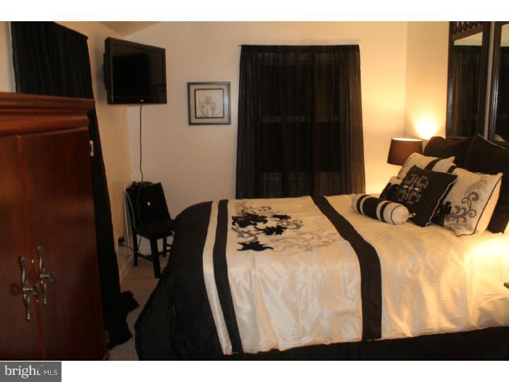32 South Club Road Pine Hill, NJ 08009 - Photo 10 of 23