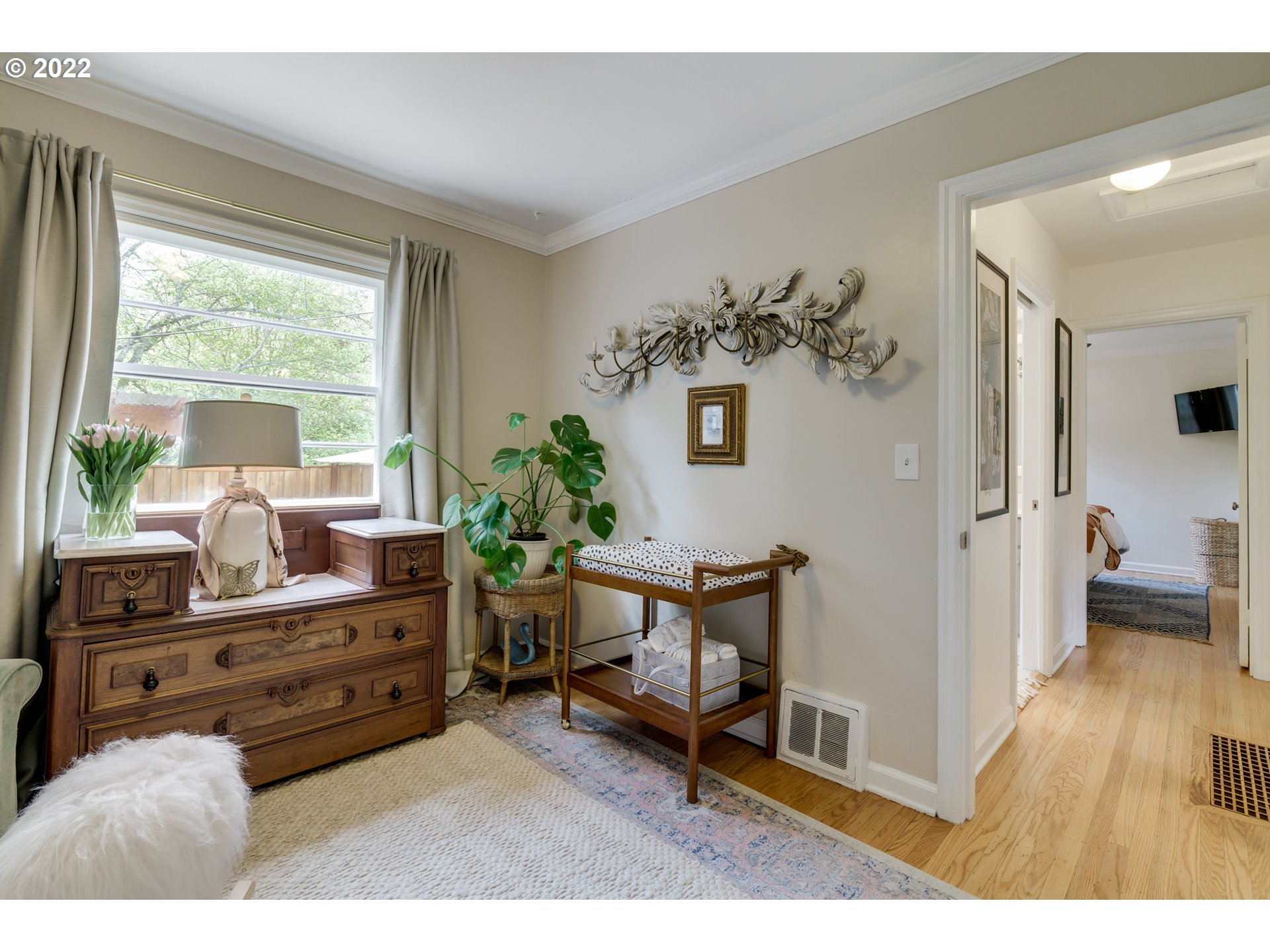 3049 Southwest Flower Terrace Portland, OR 97239 - Photo 15 of 32 Gallery Image 15