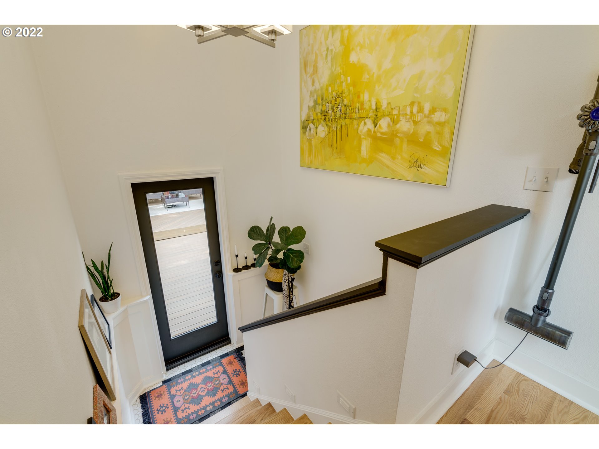 3049 Southwest Flower Terrace Portland, OR 97239 - Photo 16 of 32 Gallery Image 16