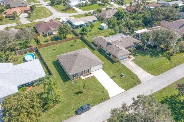 $2,600 | 1381 Southeast Bayharbor Street, Port St. Lucie, FL 34983