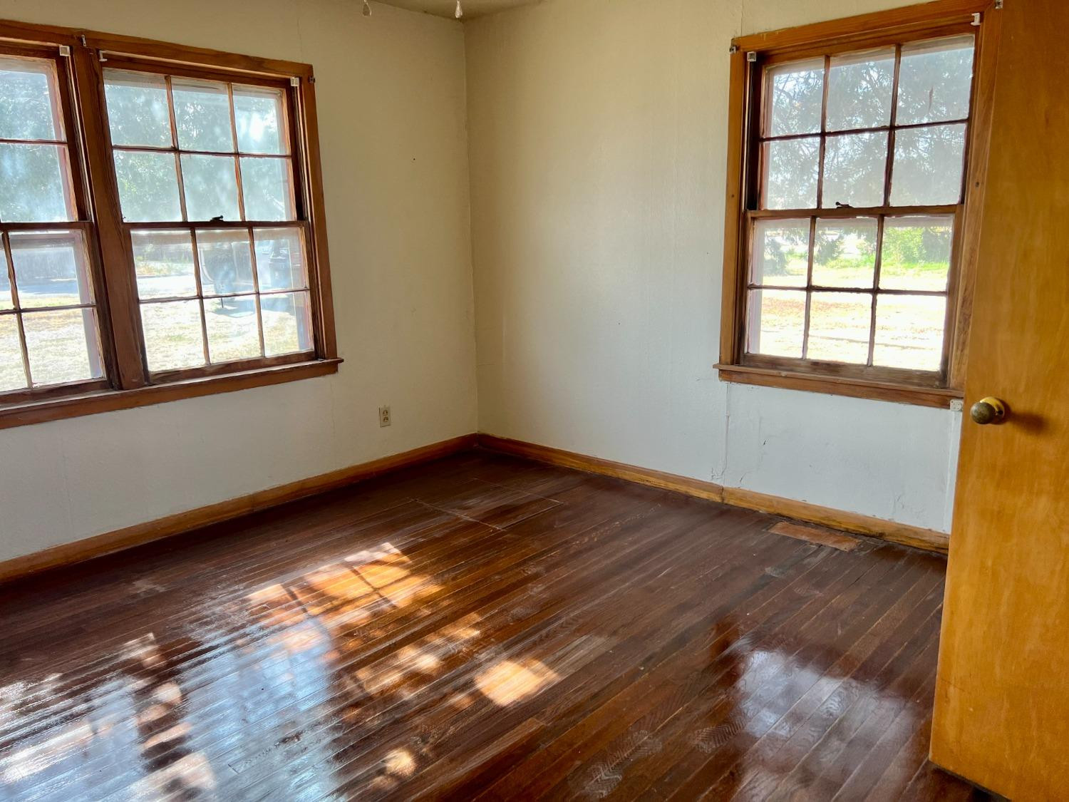 815 Avenue A Ralls, TX 79357 - Photo 3 of 13 Photo 3