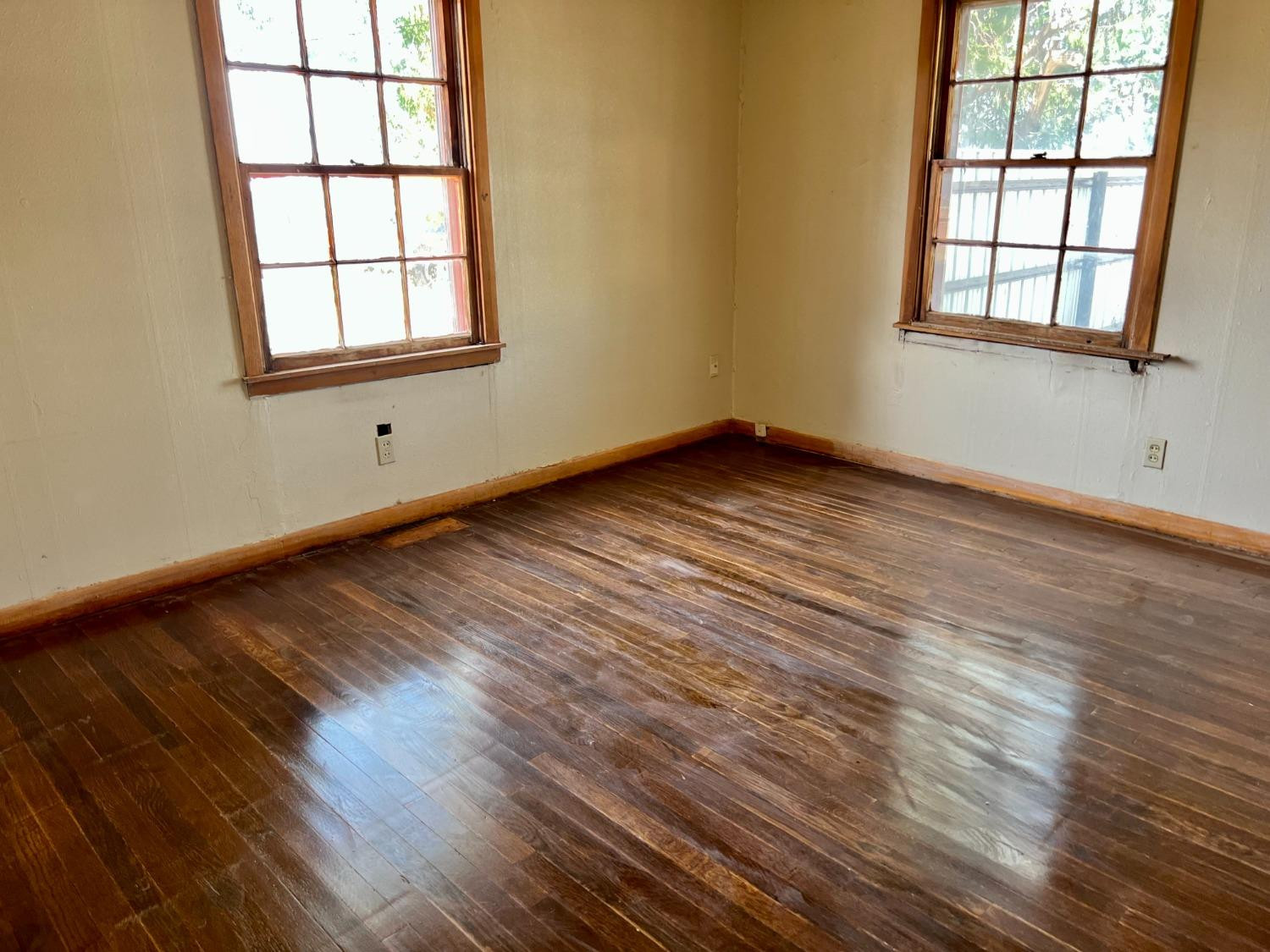 815 Avenue A Ralls, TX 79357 - Photo 6 of 13 Photo 6