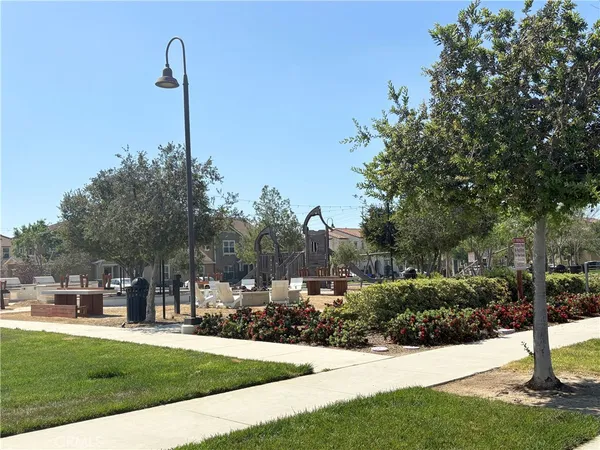 $2,500 | 2848 East Berry Loop Privado, Ontario, CA 91761